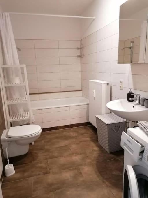 Cozy City Apartment Senftenberg Ngoại thất bức ảnh